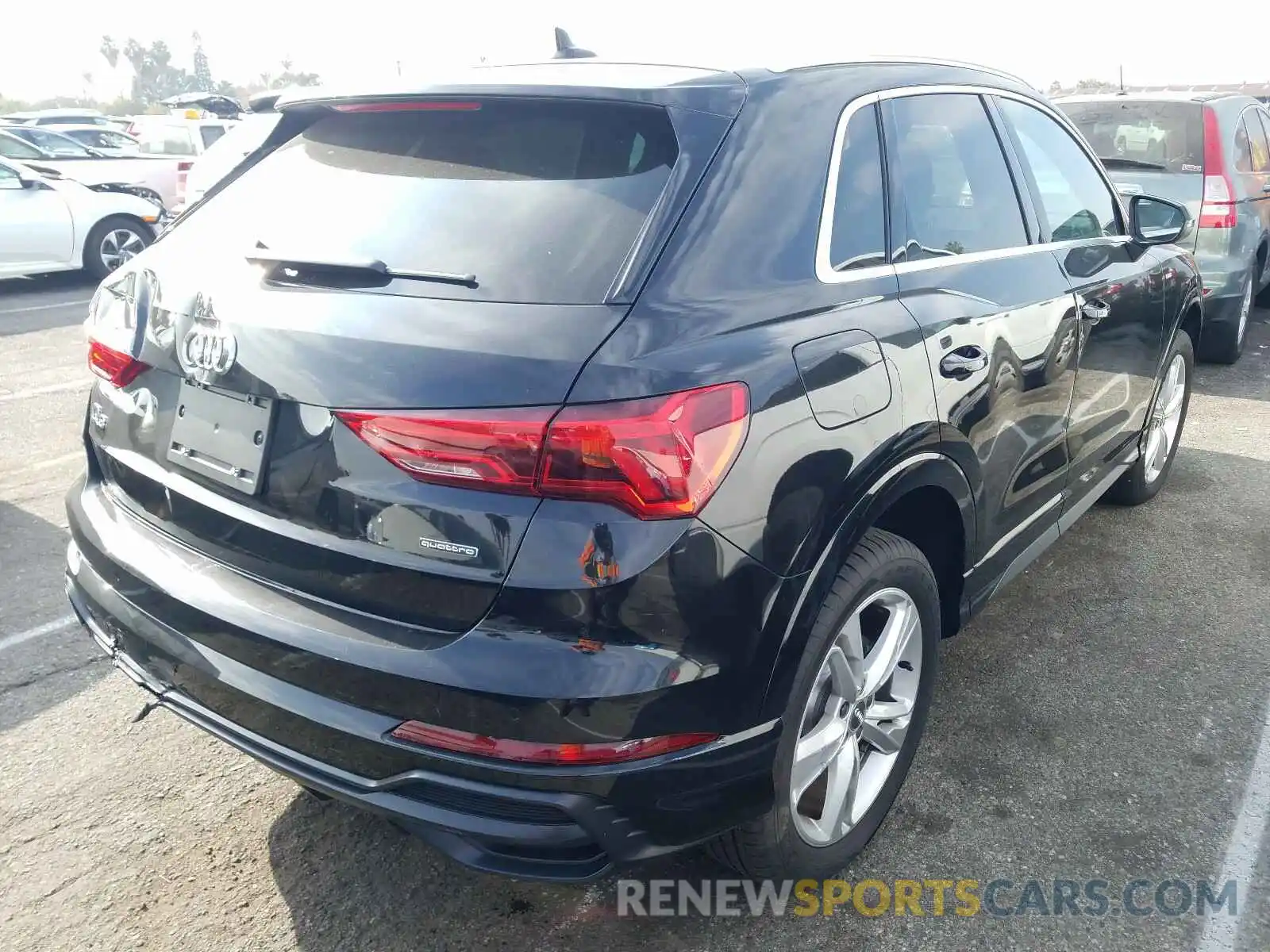 4 Photograph of a damaged car WA1DECF33L1017664 AUDI Q3 2020