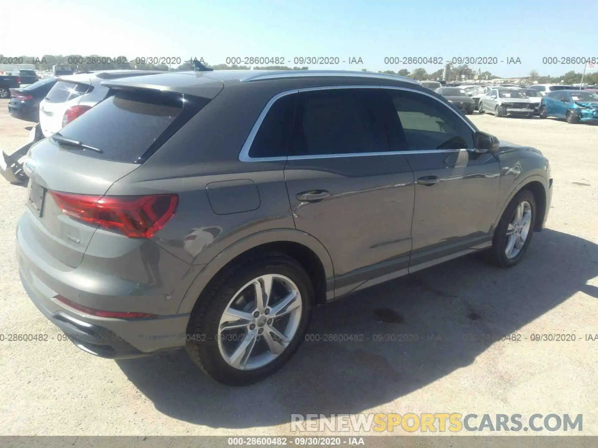 4 Photograph of a damaged car WA1DECF33L1019690 AUDI Q3 2020