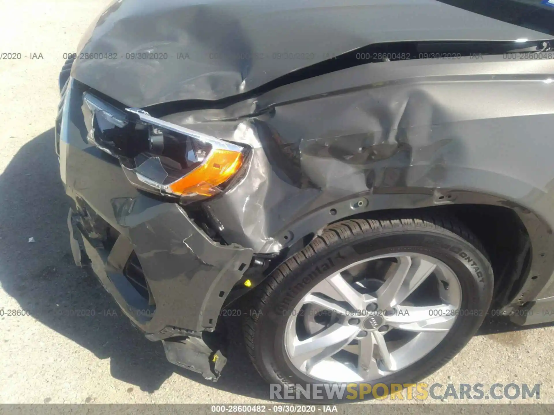 6 Photograph of a damaged car WA1DECF33L1019690 AUDI Q3 2020