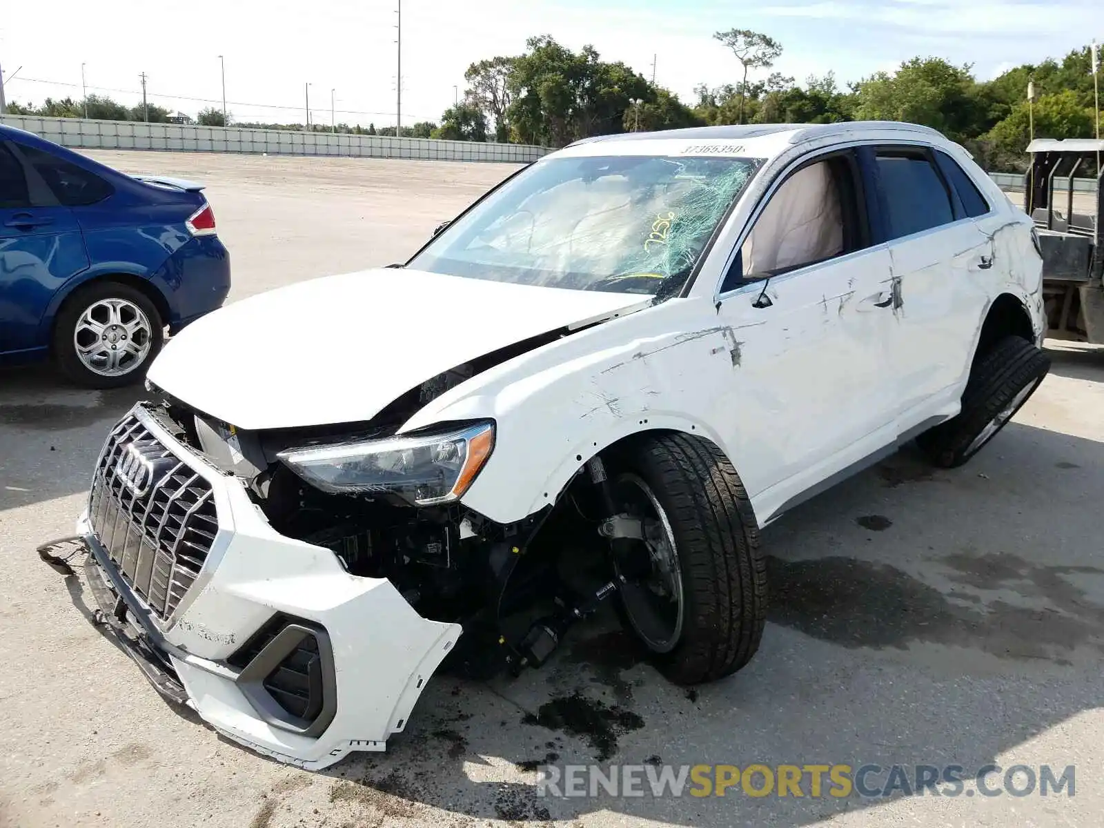 2 Photograph of a damaged car WA1DECF34L1001652 AUDI Q3 2020