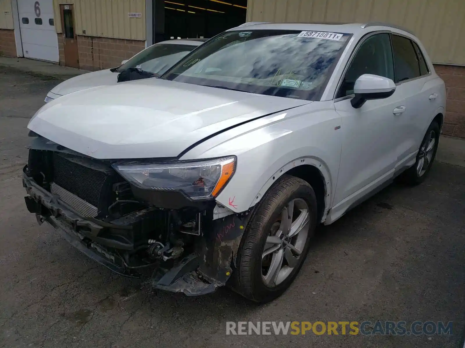 2 Photograph of a damaged car WA1DECF34L1057414 AUDI Q3 2020