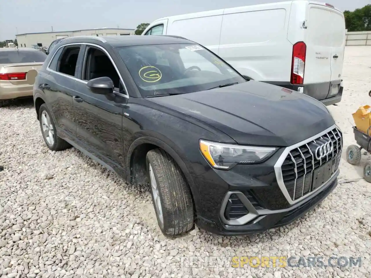 1 Photograph of a damaged car WA1DECF34L1108376 AUDI Q3 2020