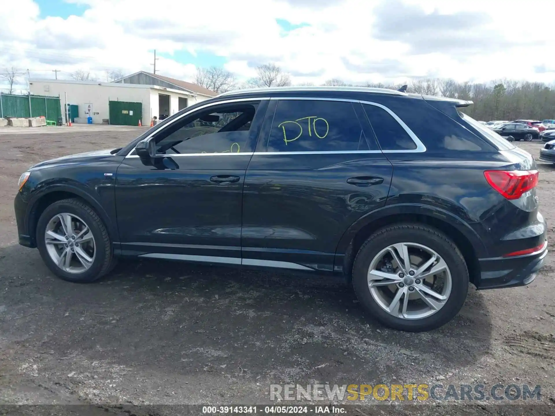 14 Photograph of a damaged car WA1DECF34L1112170 AUDI Q3 2020