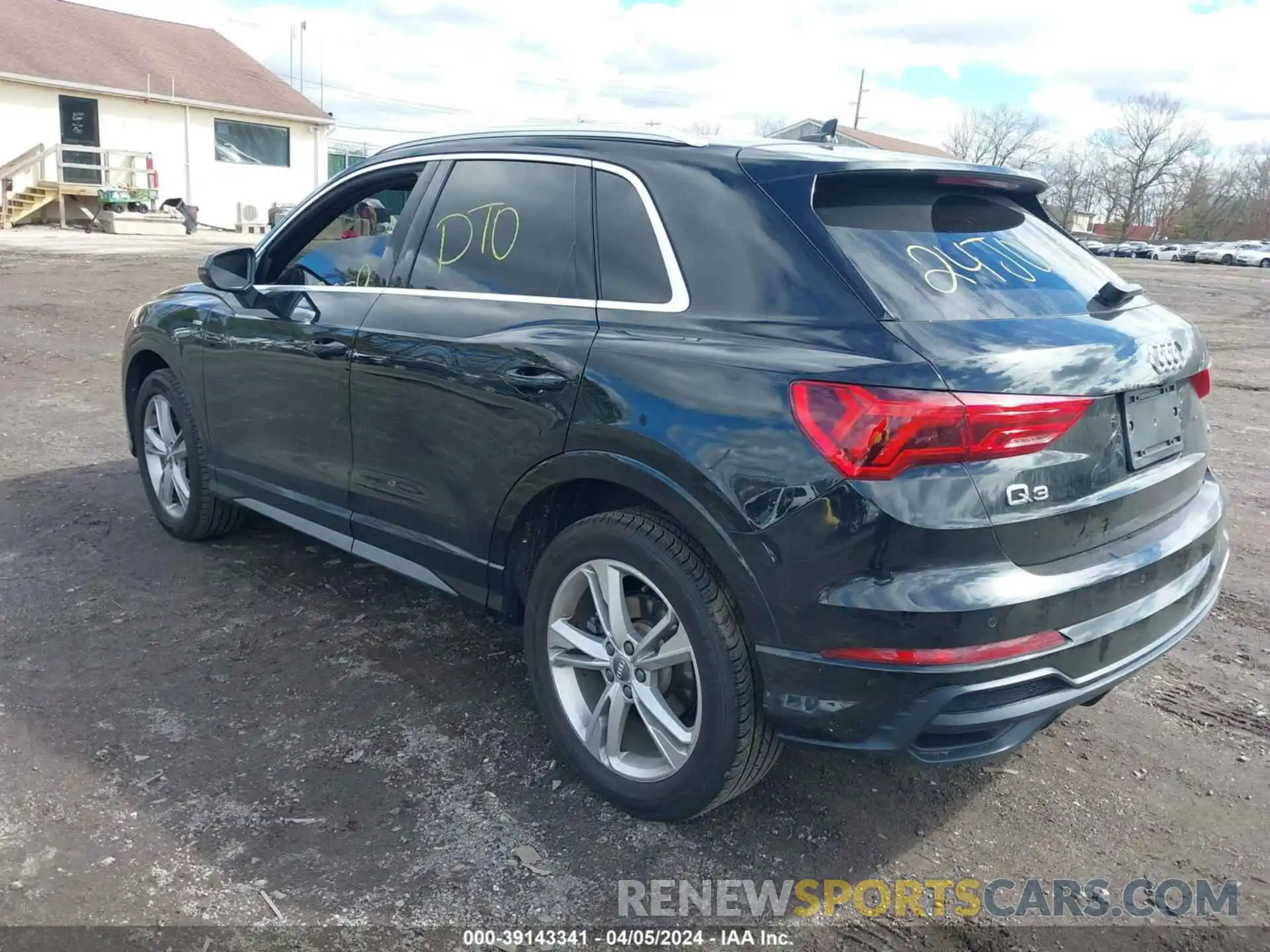 3 Photograph of a damaged car WA1DECF34L1112170 AUDI Q3 2020