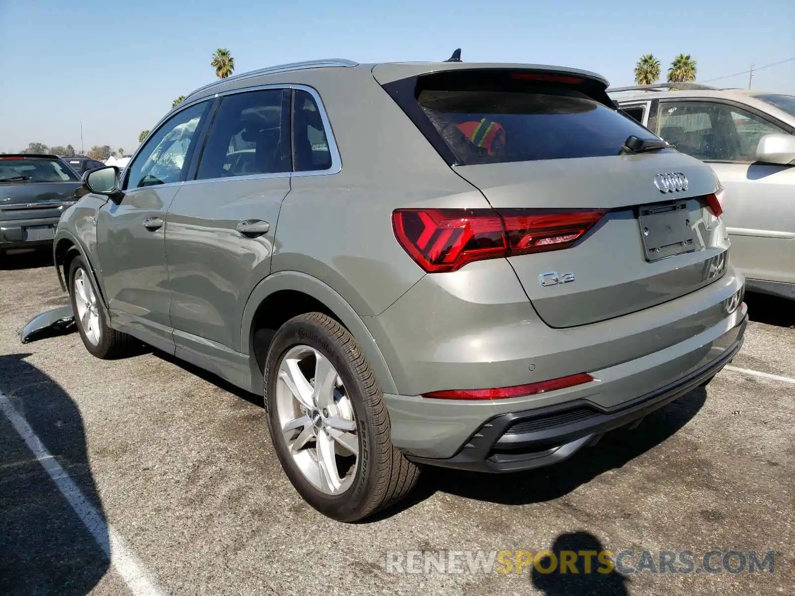 3 Photograph of a damaged car WA1DECF35L1090891 AUDI Q3 2020