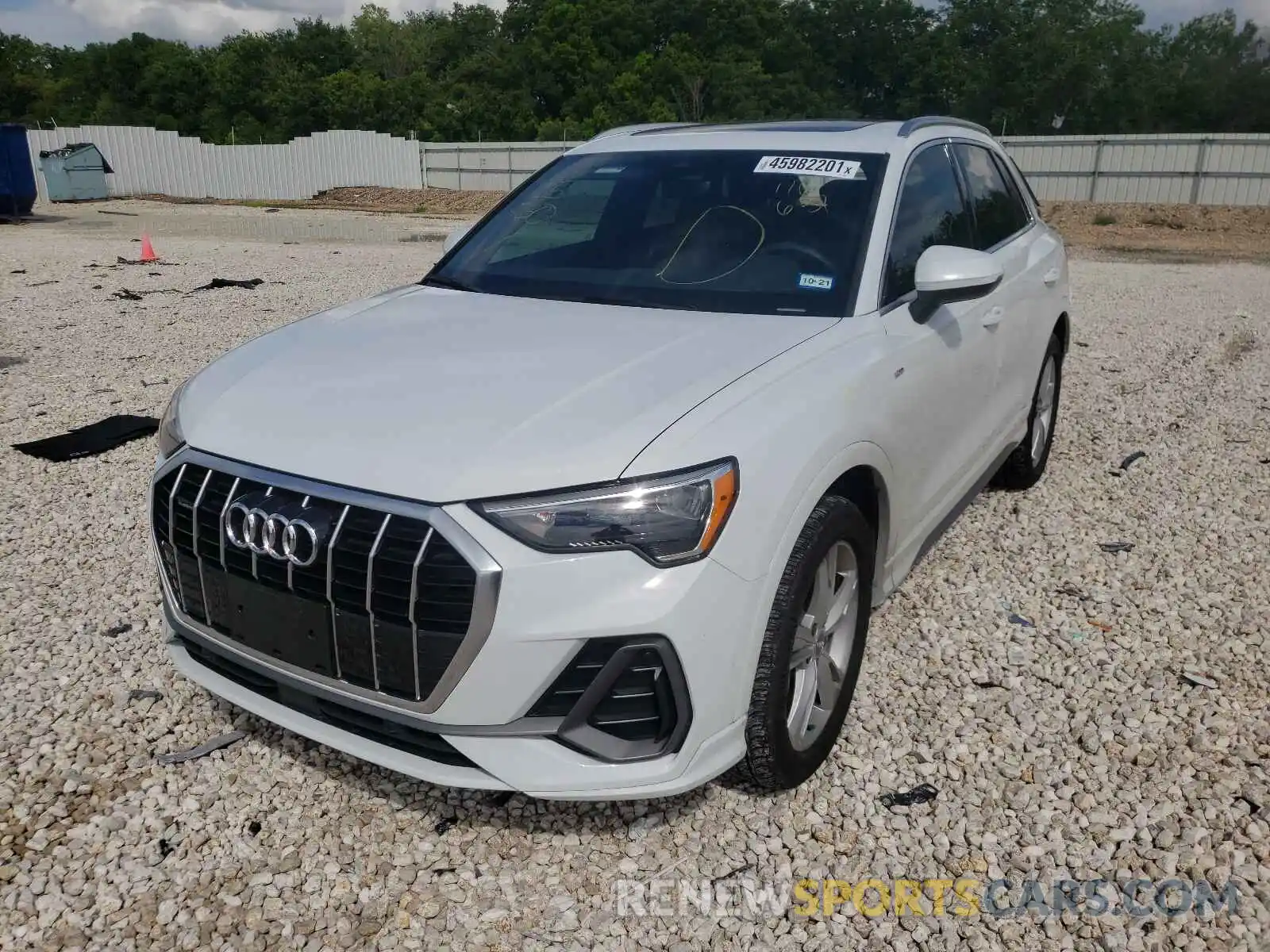 2 Photograph of a damaged car WA1DECF37L1116651 AUDI Q3 2020