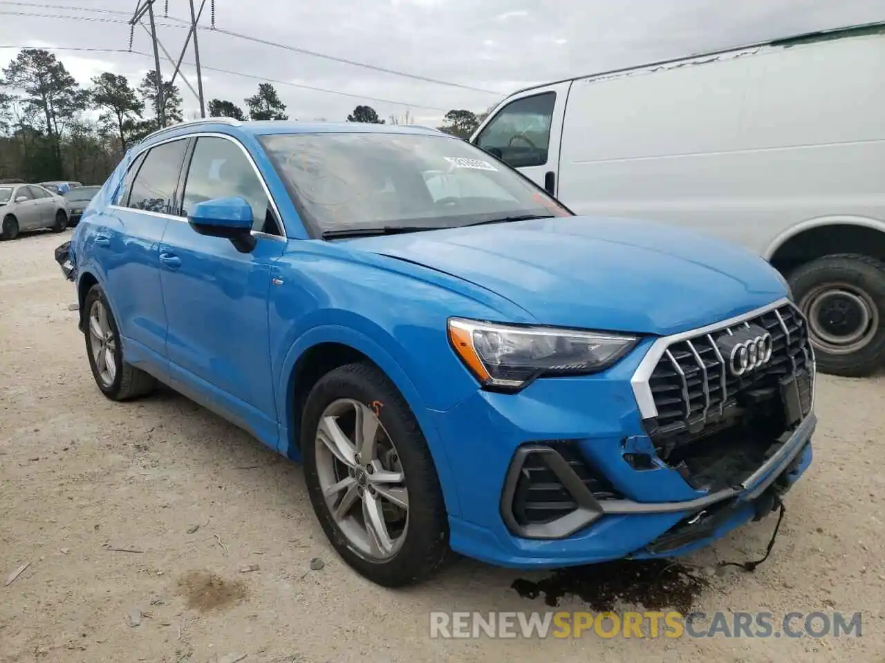 1 Photograph of a damaged car WA1DECF38L1043337 AUDI Q3 2020