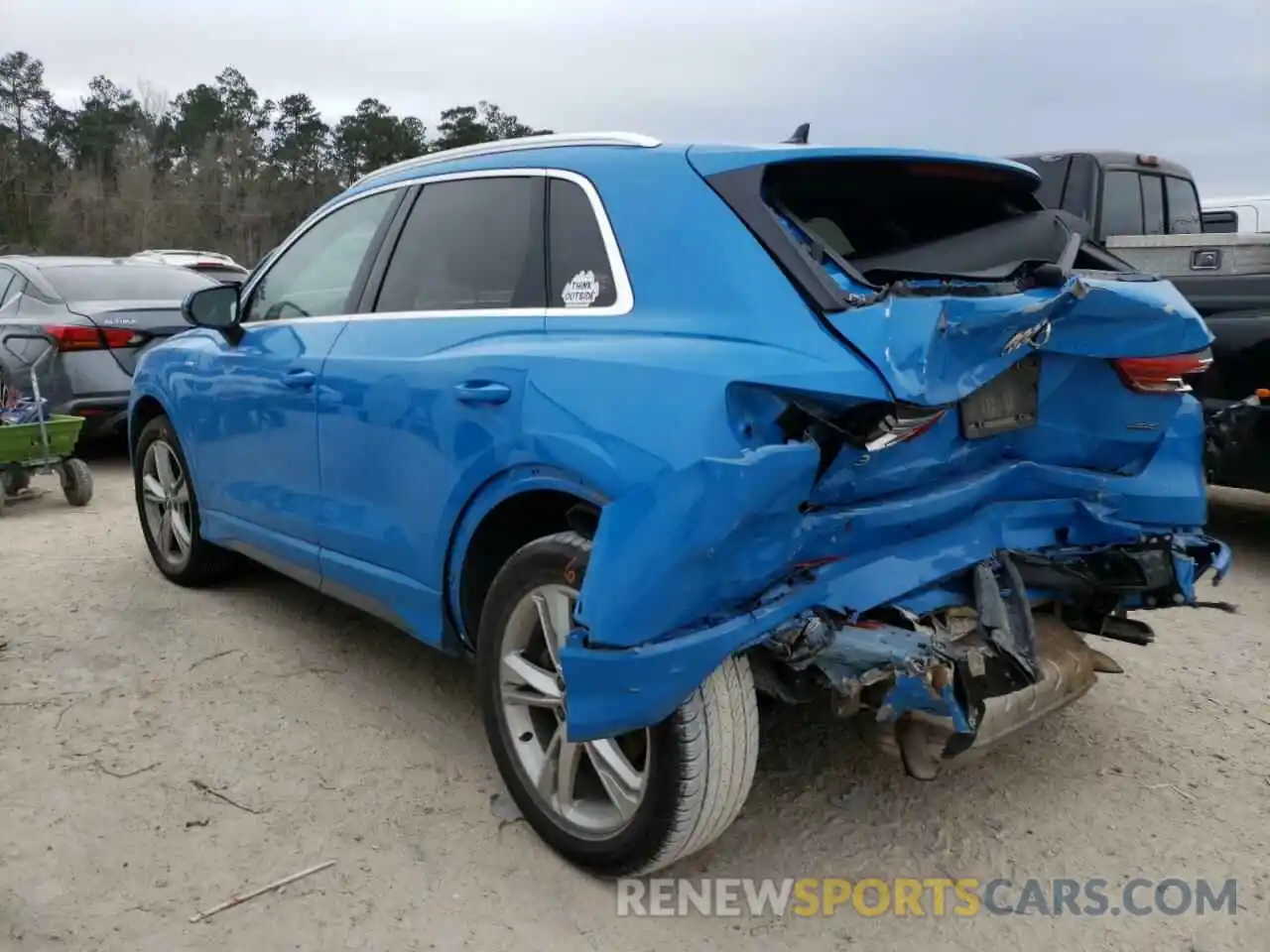 3 Photograph of a damaged car WA1DECF38L1043337 AUDI Q3 2020