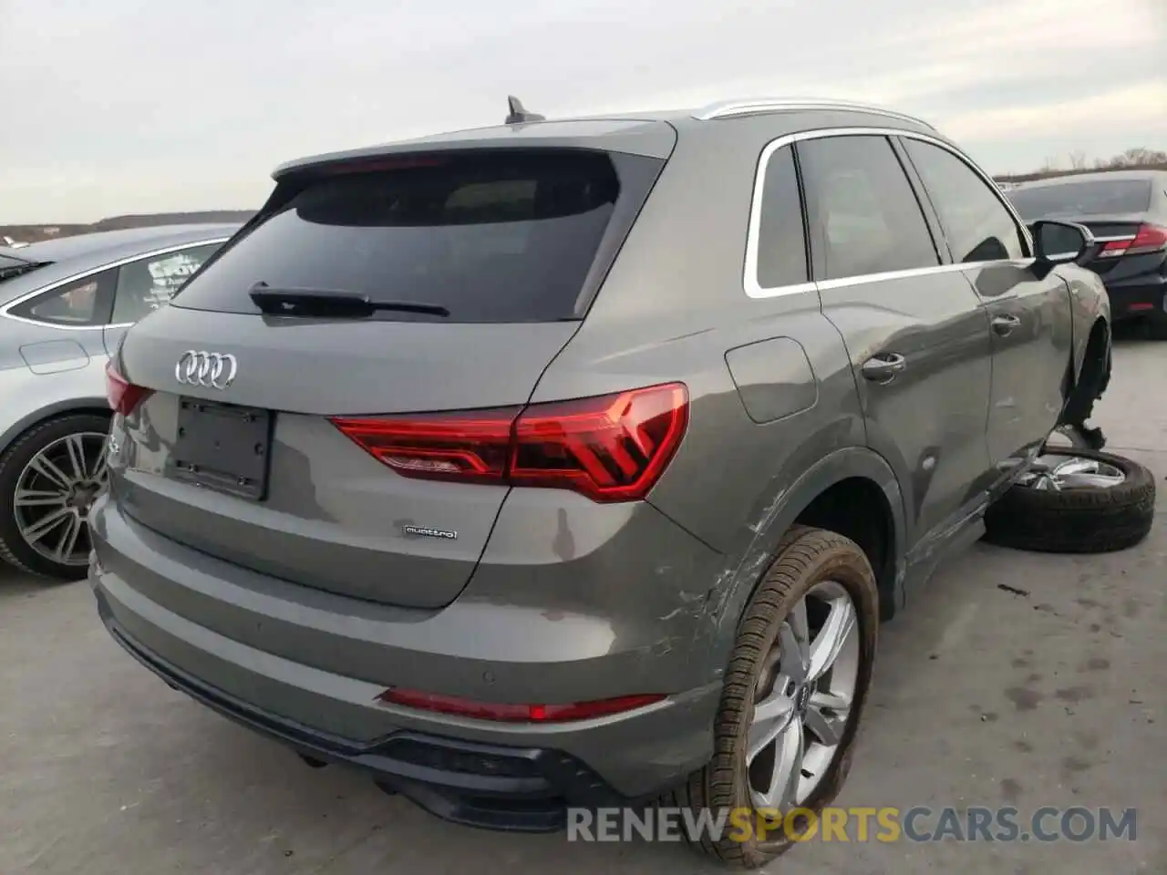 4 Фотография поврежденного автомобиля WA1DECF38L1048229 AUDI Q3 2020