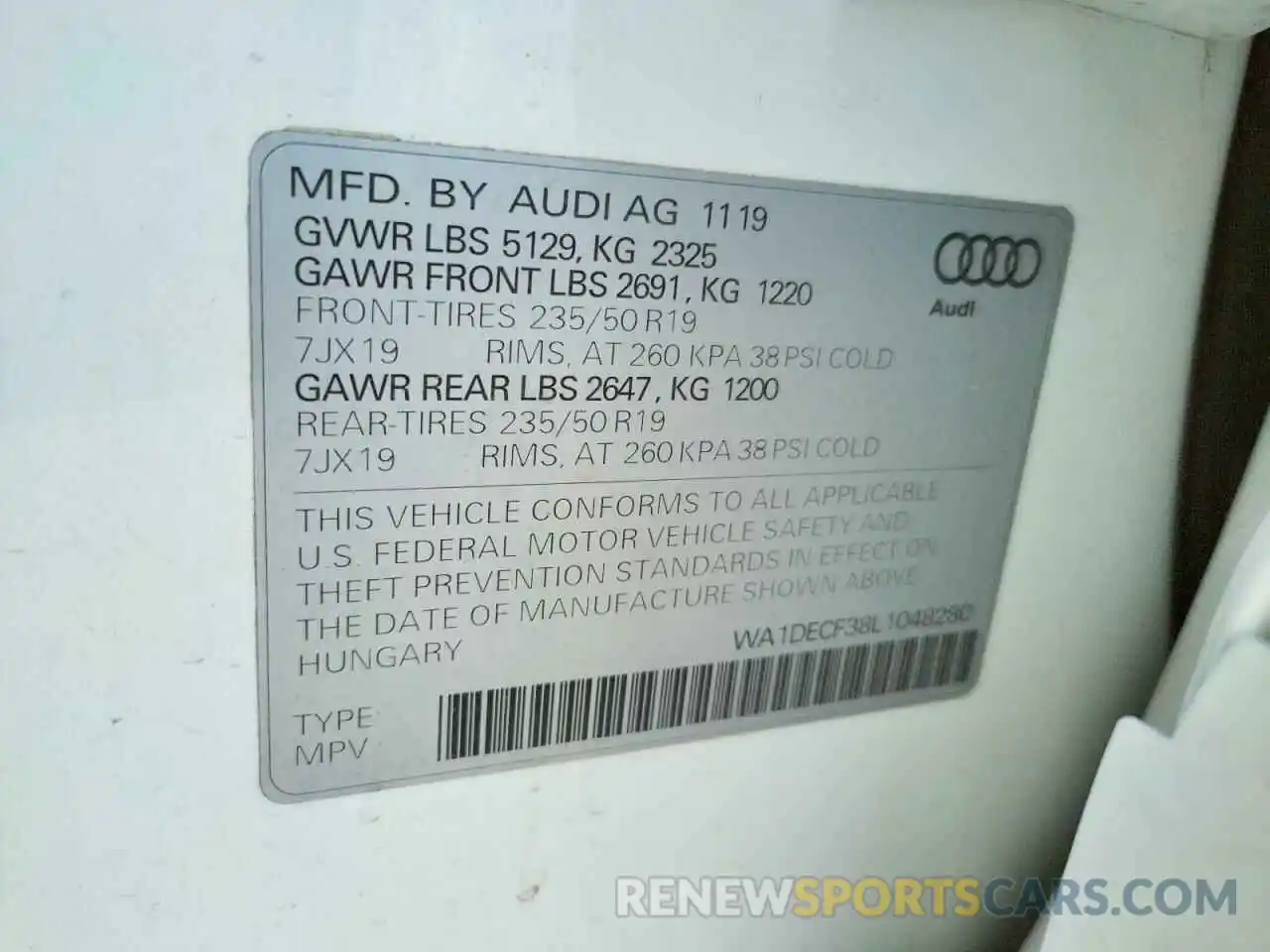 10 Photograph of a damaged car WA1DECF38L1048280 AUDI Q3 2020