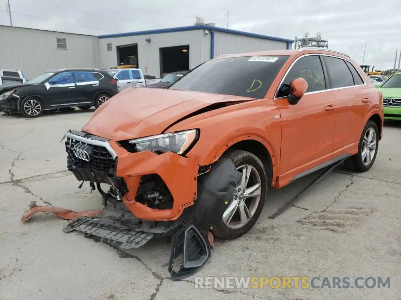 2 Photograph of a damaged car WA1DECF38L1076113 AUDI Q3 2020