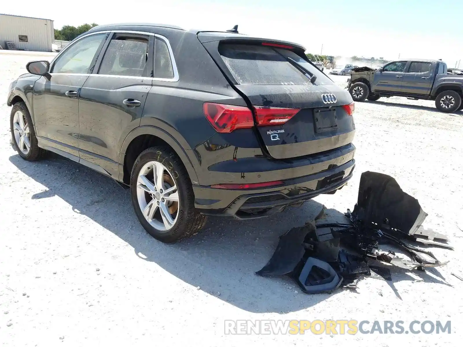 3 Photograph of a damaged car WA1DECF38L1091128 AUDI Q3 2020