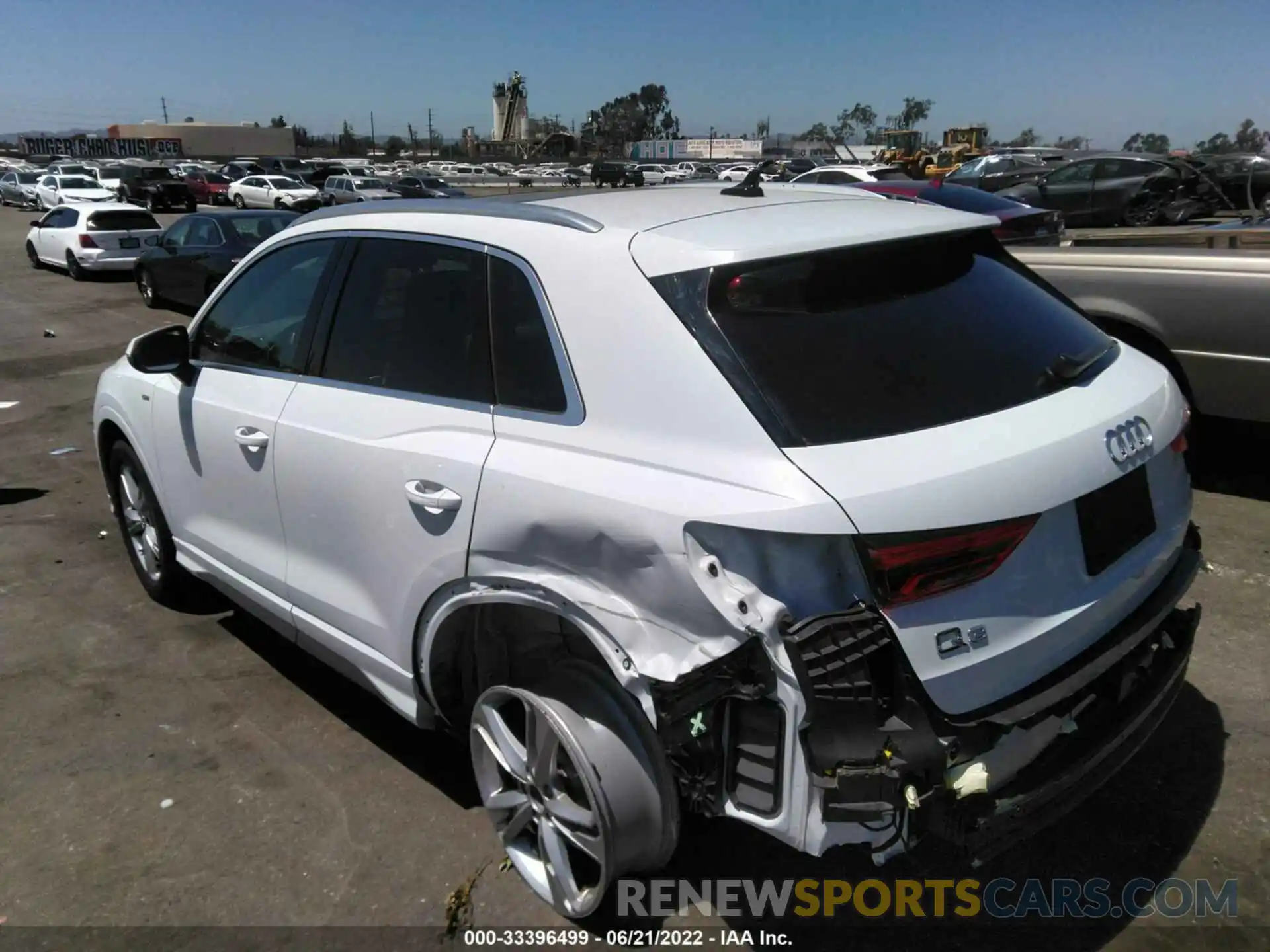 3 Photograph of a damaged car WA1DECF38L1119154 AUDI Q3 2020