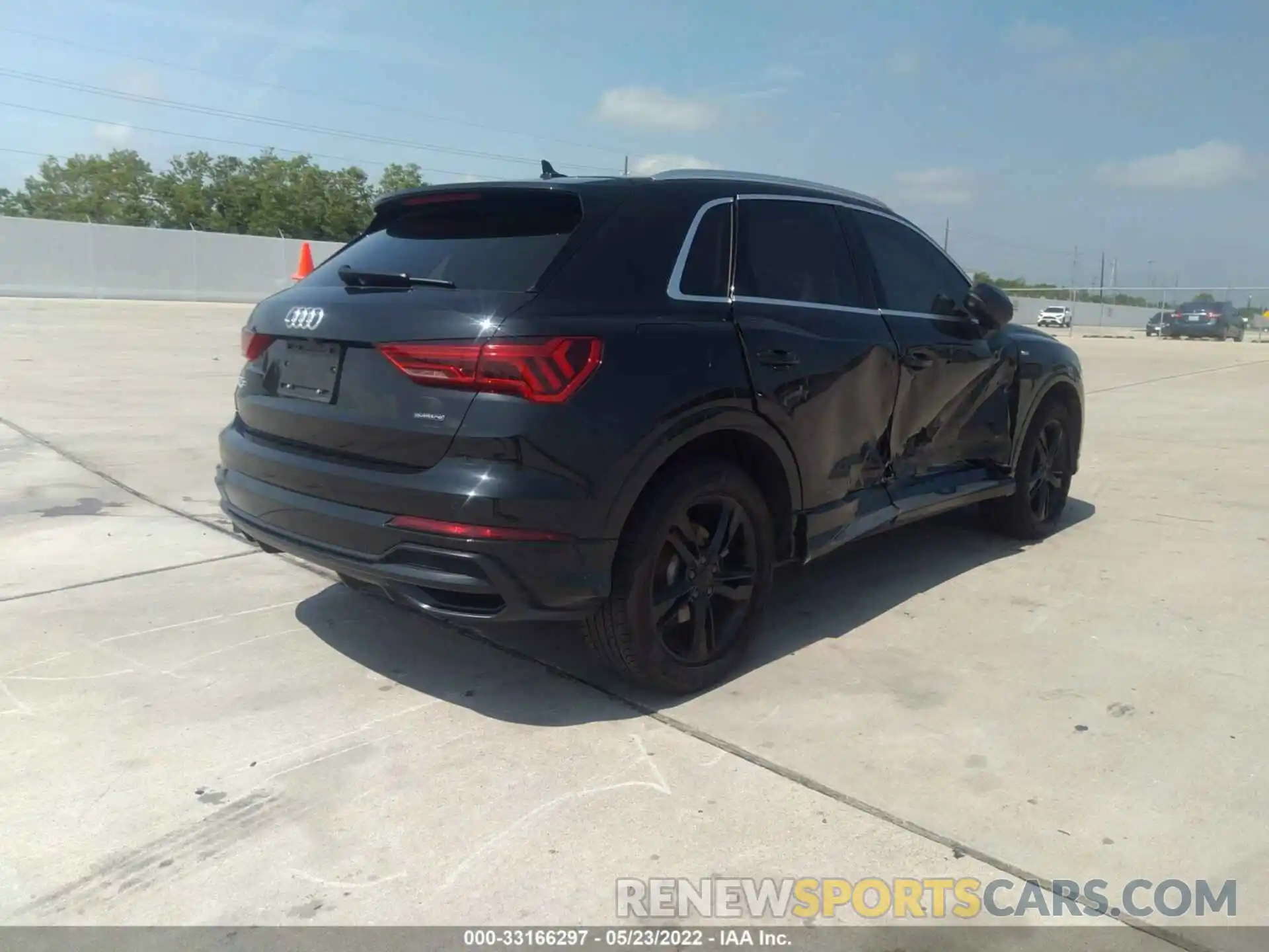 4 Photograph of a damaged car WA1DECF39L1017328 AUDI Q3 2020