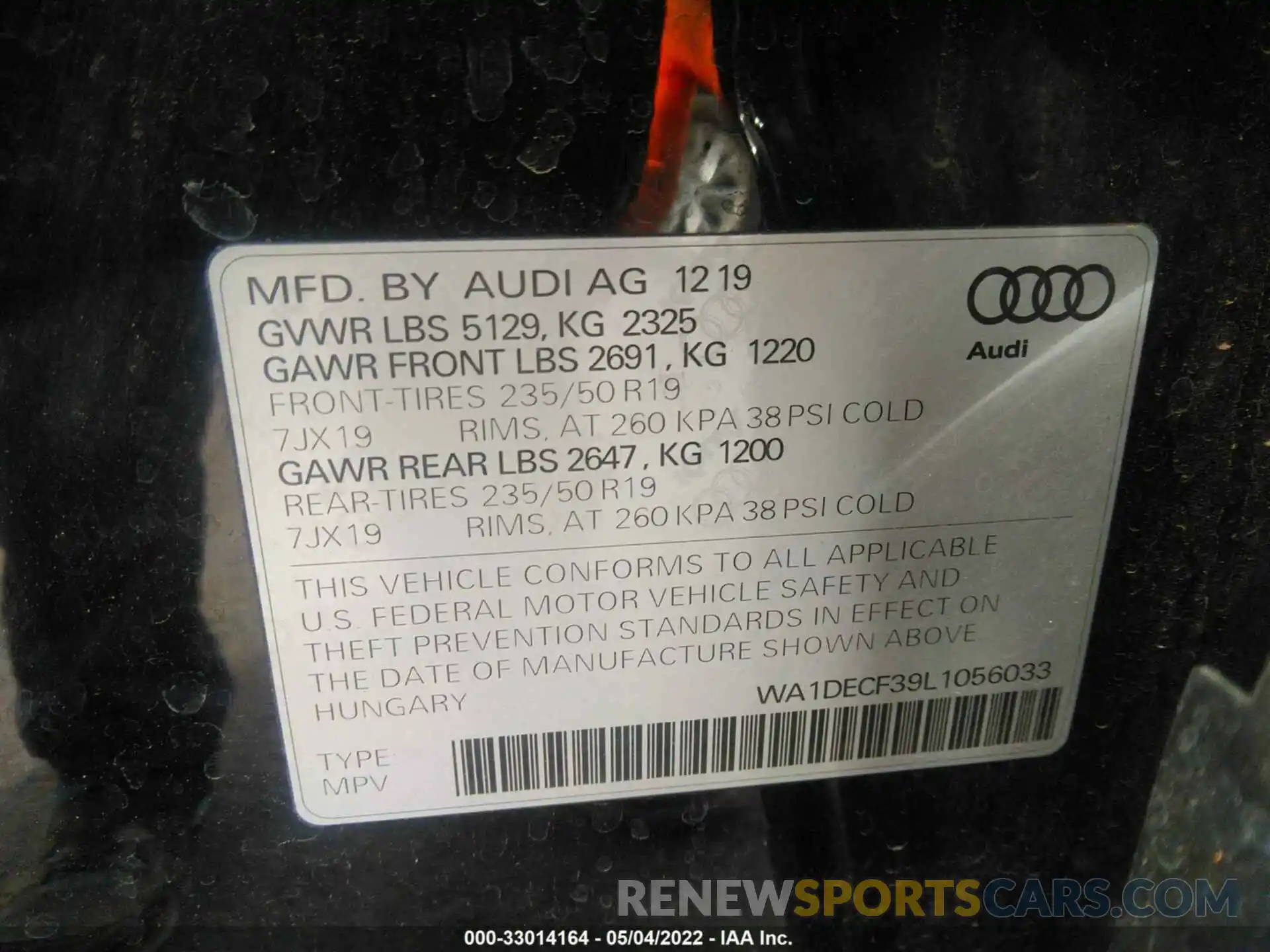 9 Photograph of a damaged car WA1DECF39L1056033 AUDI Q3 2020