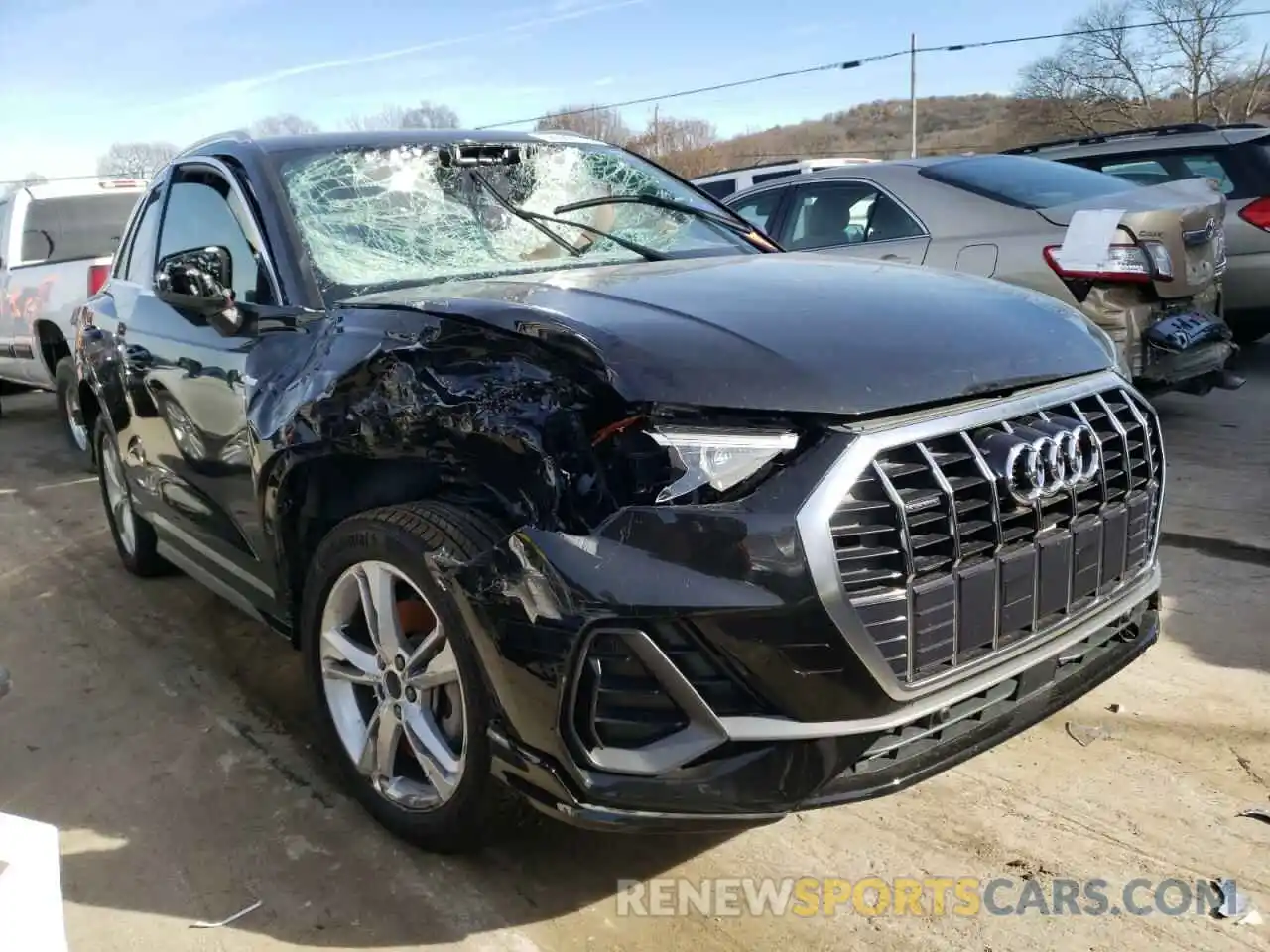 1 Photograph of a damaged car WA1DECF39L1061684 AUDI Q3 2020