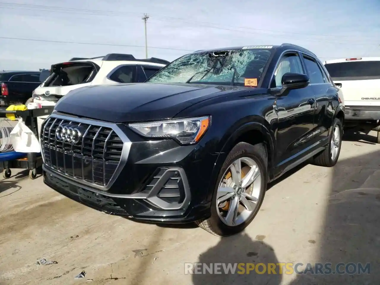 2 Фотография поврежденного автомобиля WA1DECF39L1061684 AUDI Q3 2020