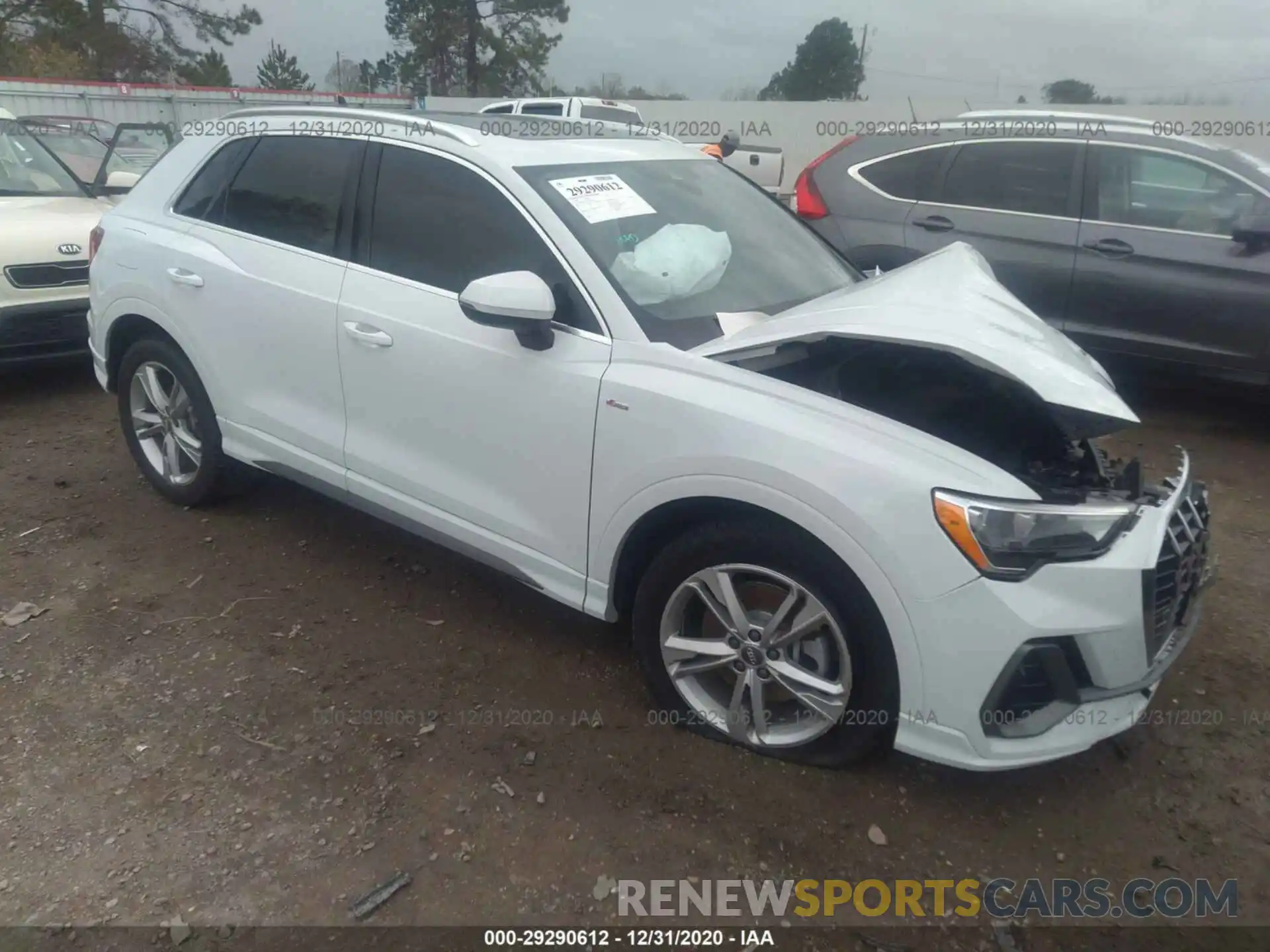 1 Photograph of a damaged car WA1DECF39L1107322 AUDI Q3 2020