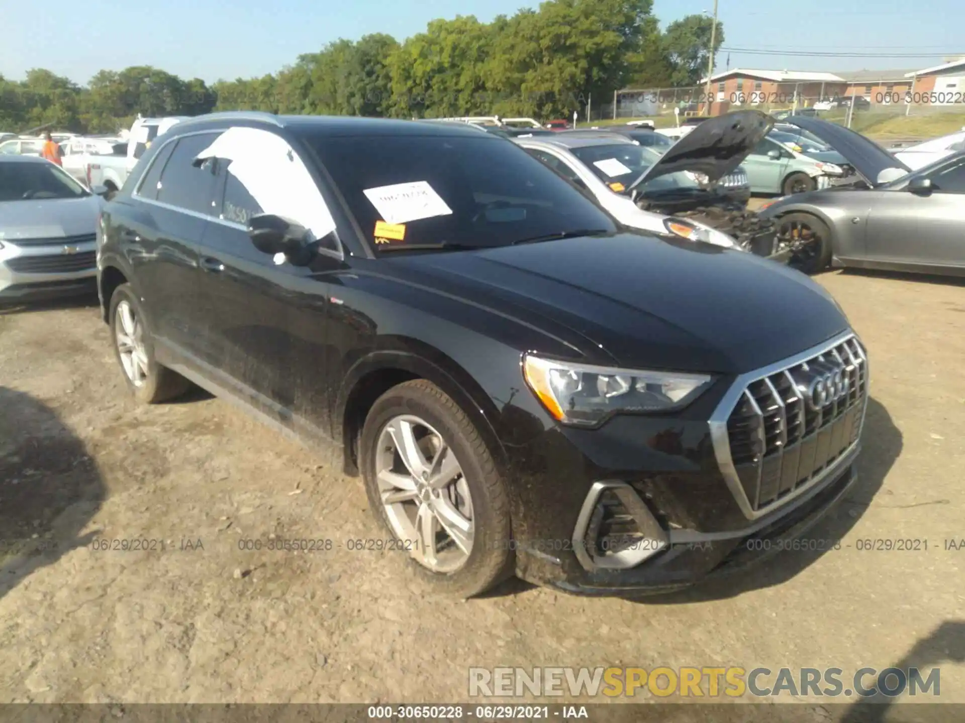 1 Photograph of a damaged car WA1DECF3XL1023896 AUDI Q3 2020