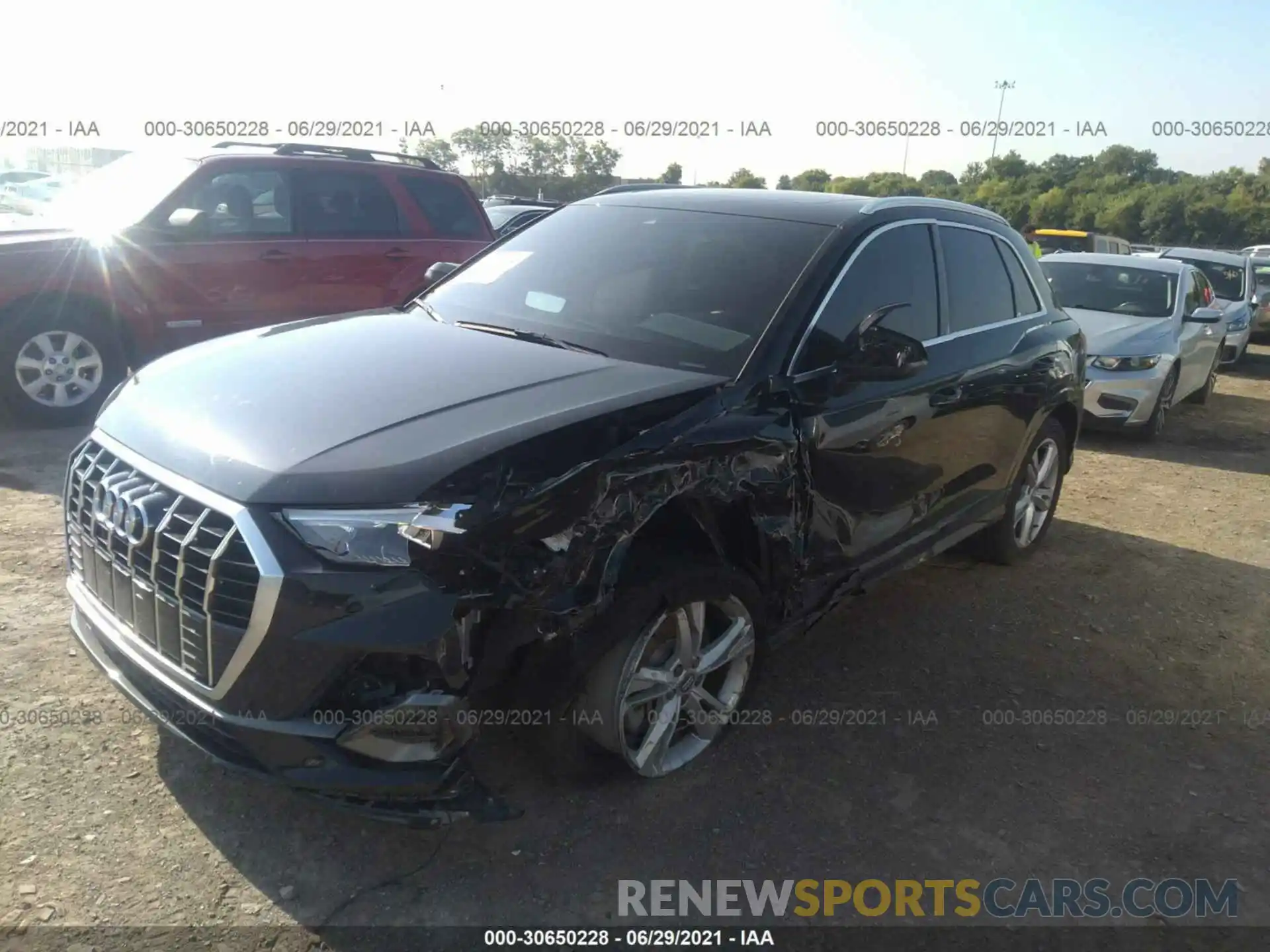 2 Фотография поврежденного автомобиля WA1DECF3XL1023896 AUDI Q3 2020