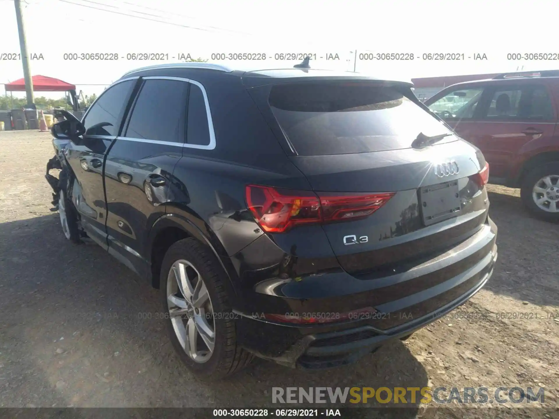 3 Фотография поврежденного автомобиля WA1DECF3XL1023896 AUDI Q3 2020