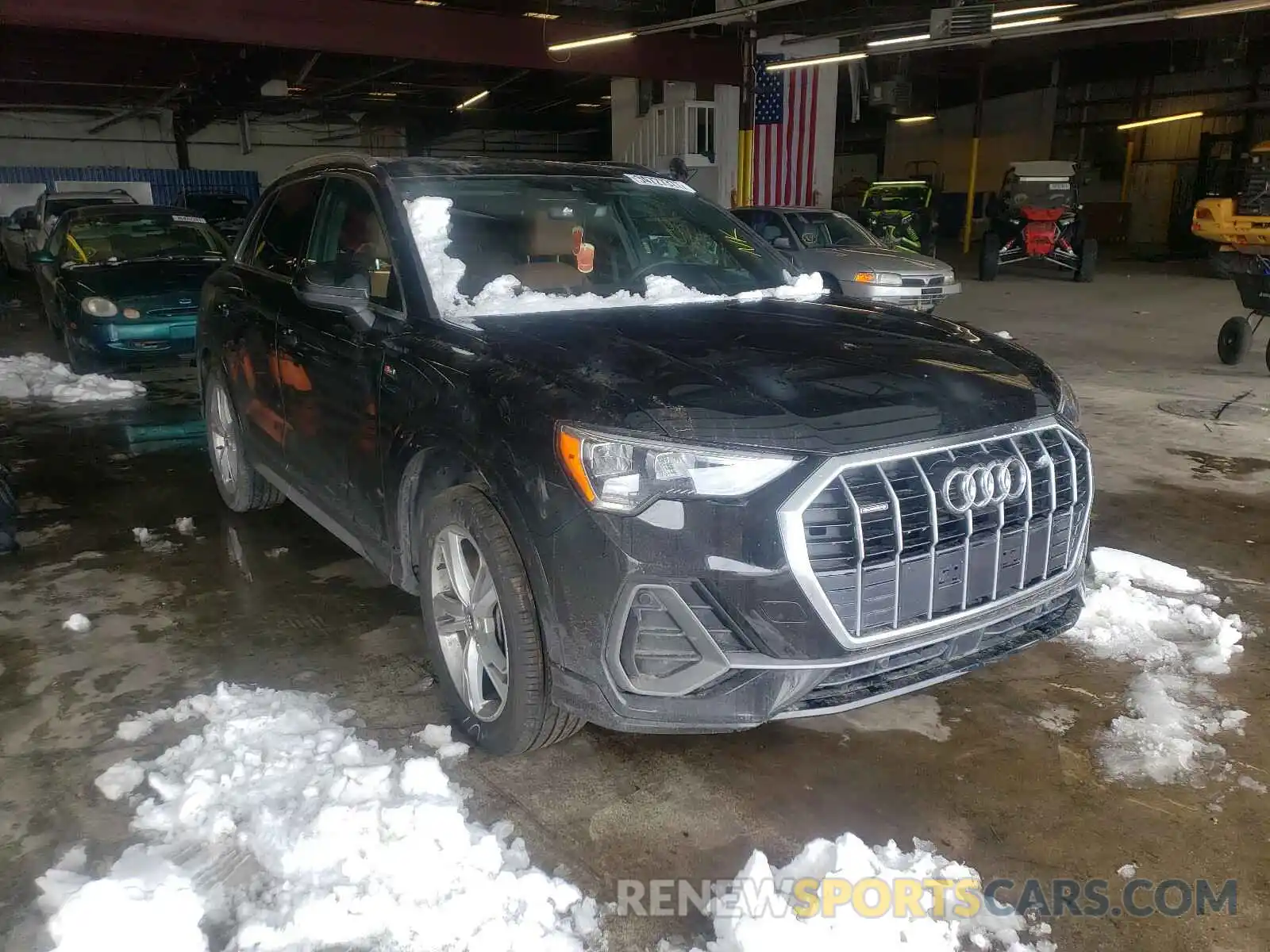 1 Фотография поврежденного автомобиля WA1DECF3XL1029438 AUDI Q3 2020