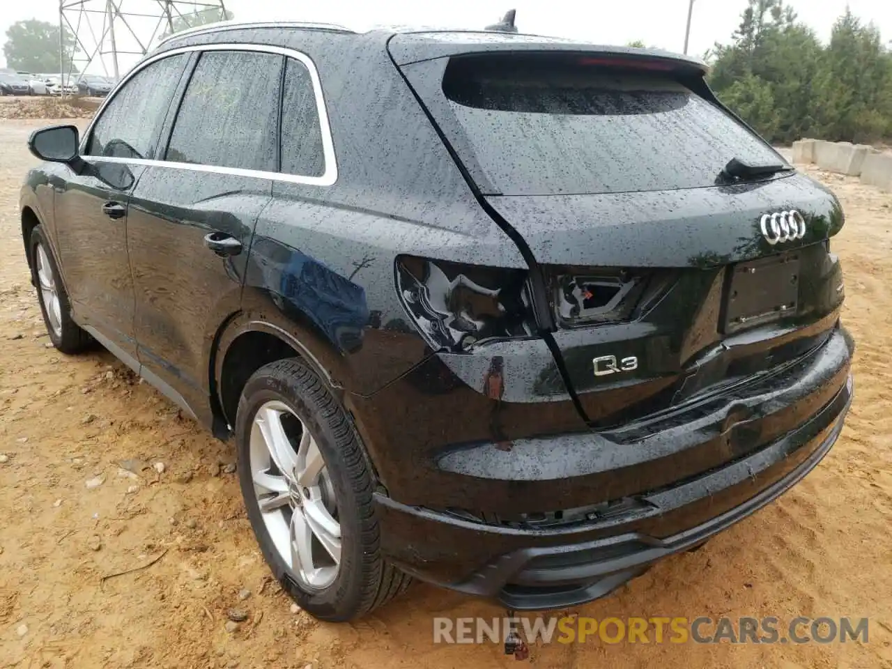 3 Photograph of a damaged car WA1EECF30L1014726 AUDI Q3 2020