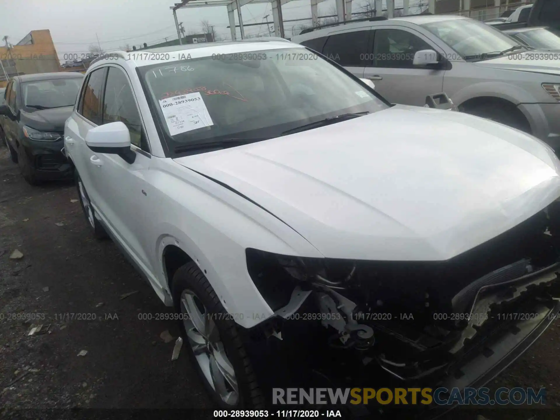 1 Photograph of a damaged car WA1EECF30L1104216 AUDI Q3 2020