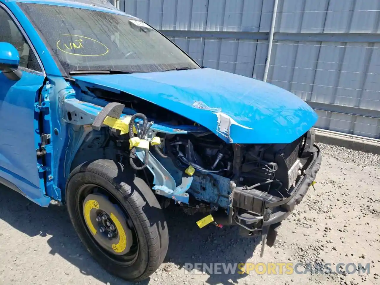 9 Photograph of a damaged car WA1EECF31L1032099 AUDI Q3 2020