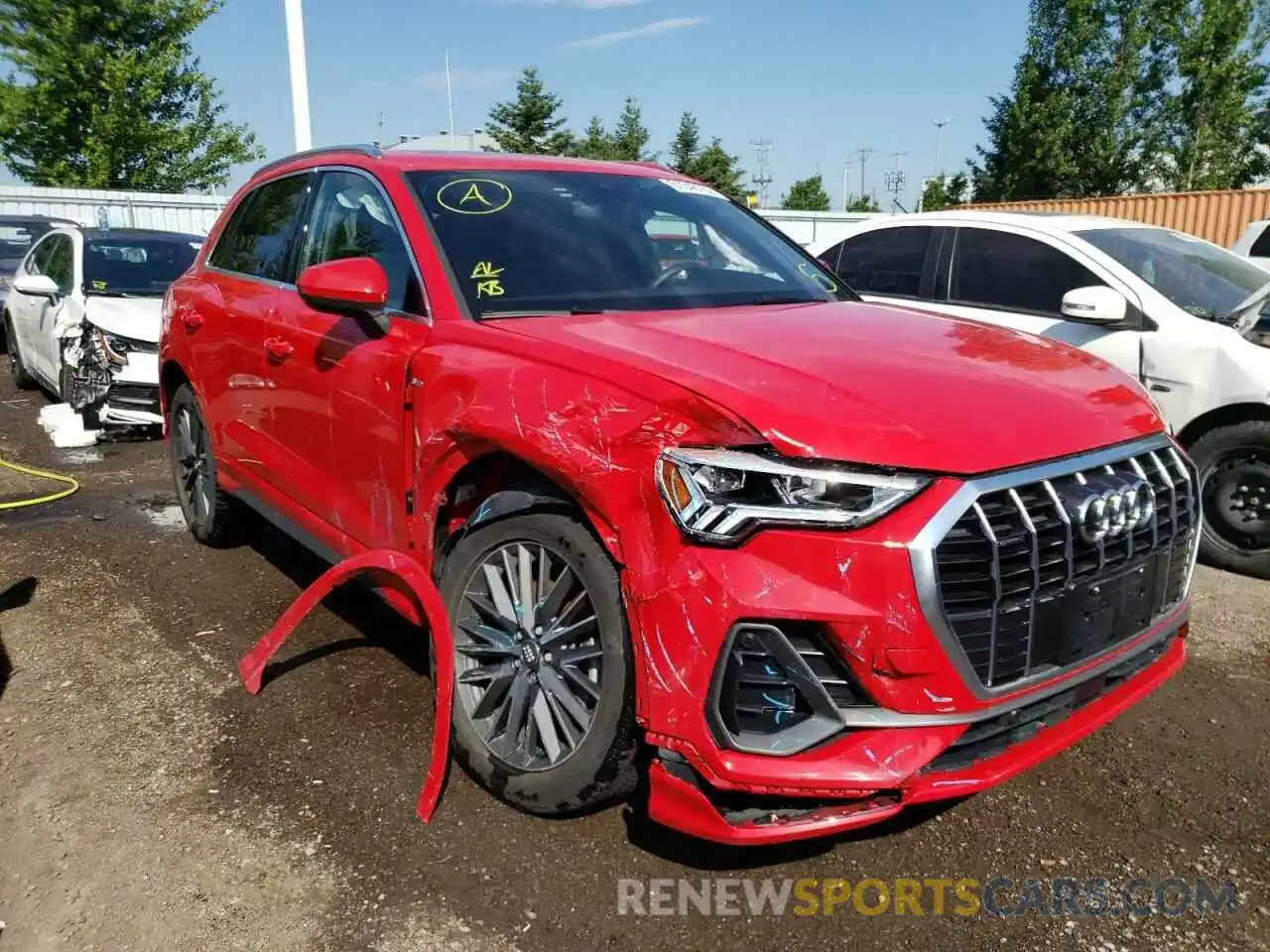 1 Photograph of a damaged car WA1EECF31L1041451 AUDI Q3 2020