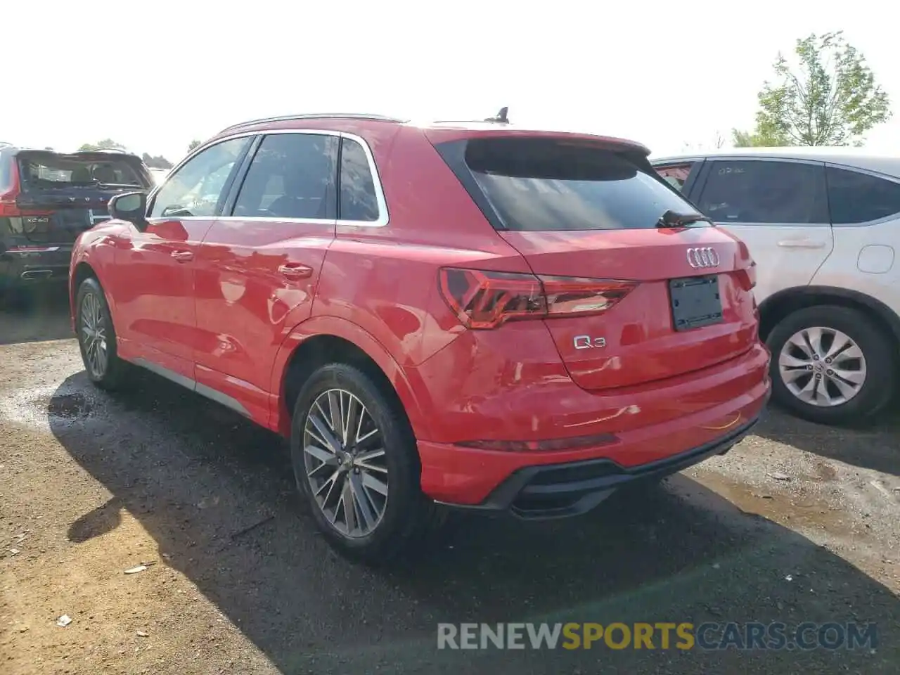 3 Photograph of a damaged car WA1EECF31L1041451 AUDI Q3 2020