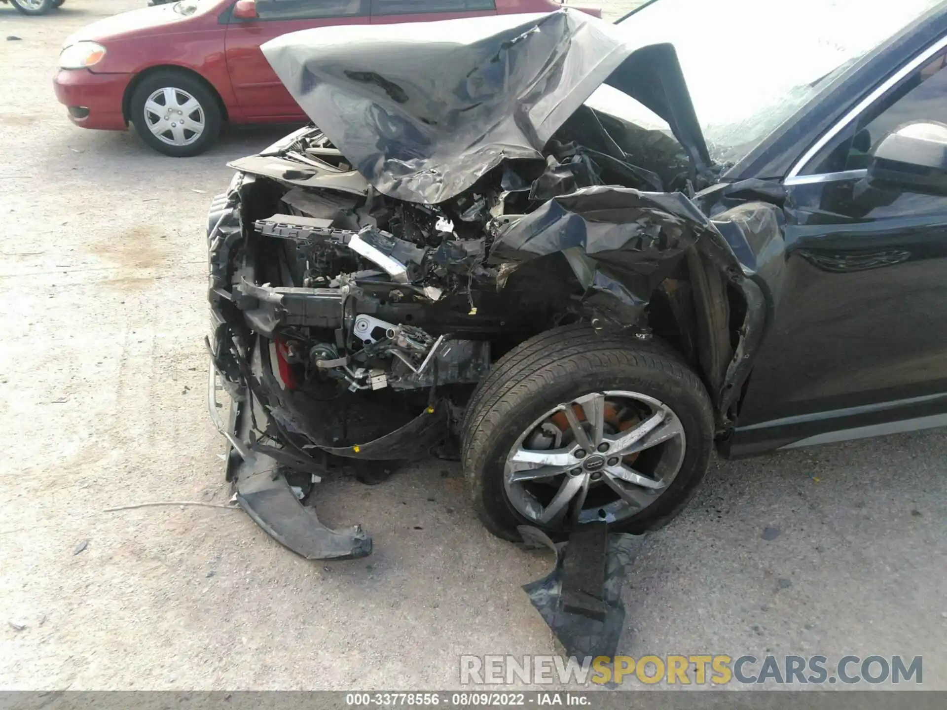 12 Photograph of a damaged car WA1EECF31L1053390 AUDI Q3 2020