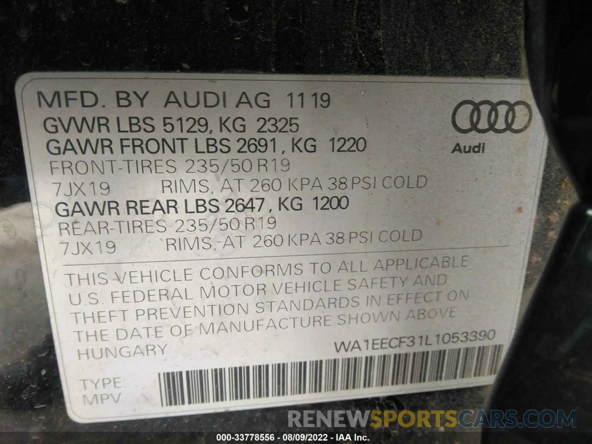 9 Photograph of a damaged car WA1EECF31L1053390 AUDI Q3 2020