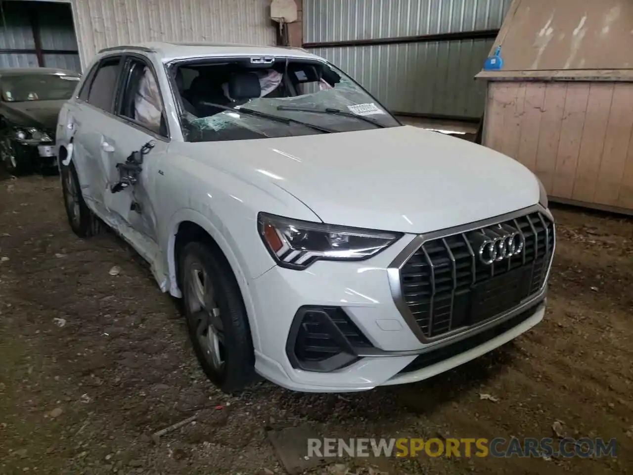 1 Фотография поврежденного автомобиля WA1EECF32L1013335 AUDI Q3 2020