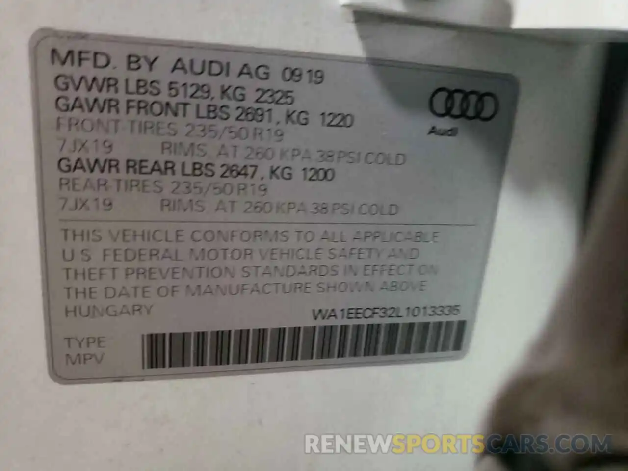 10 Фотография поврежденного автомобиля WA1EECF32L1013335 AUDI Q3 2020