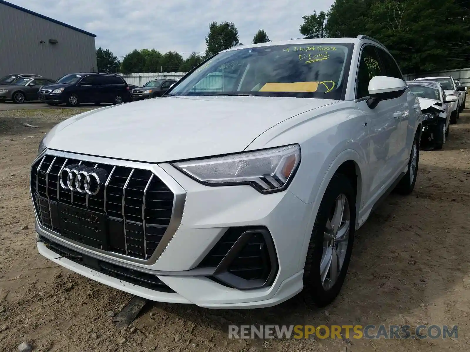 2 Фотография поврежденного автомобиля WA1EECF32L1074474 AUDI Q3 2020