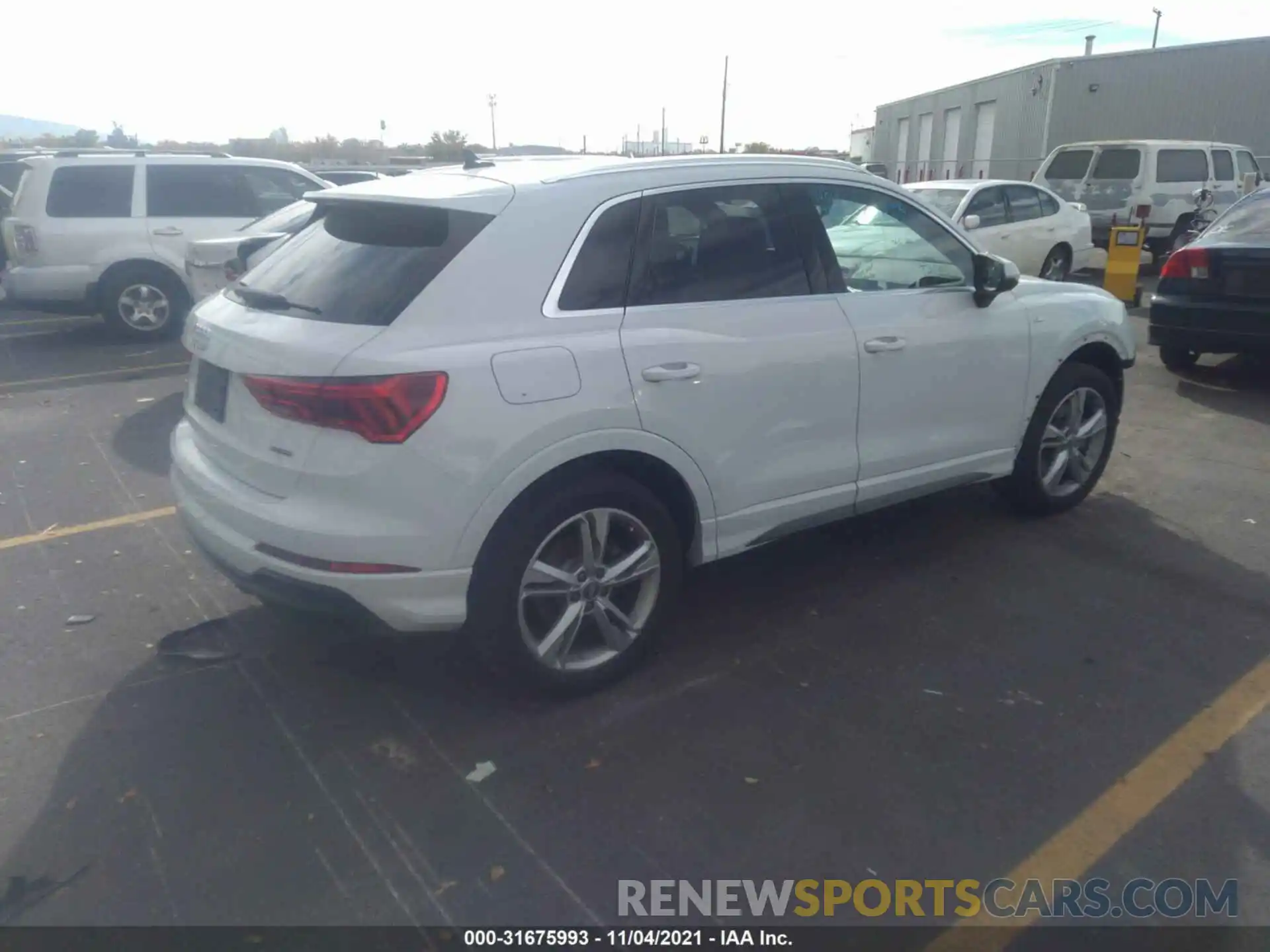 4 Фотография поврежденного автомобиля WA1EECF33L1004207 AUDI Q3 2020