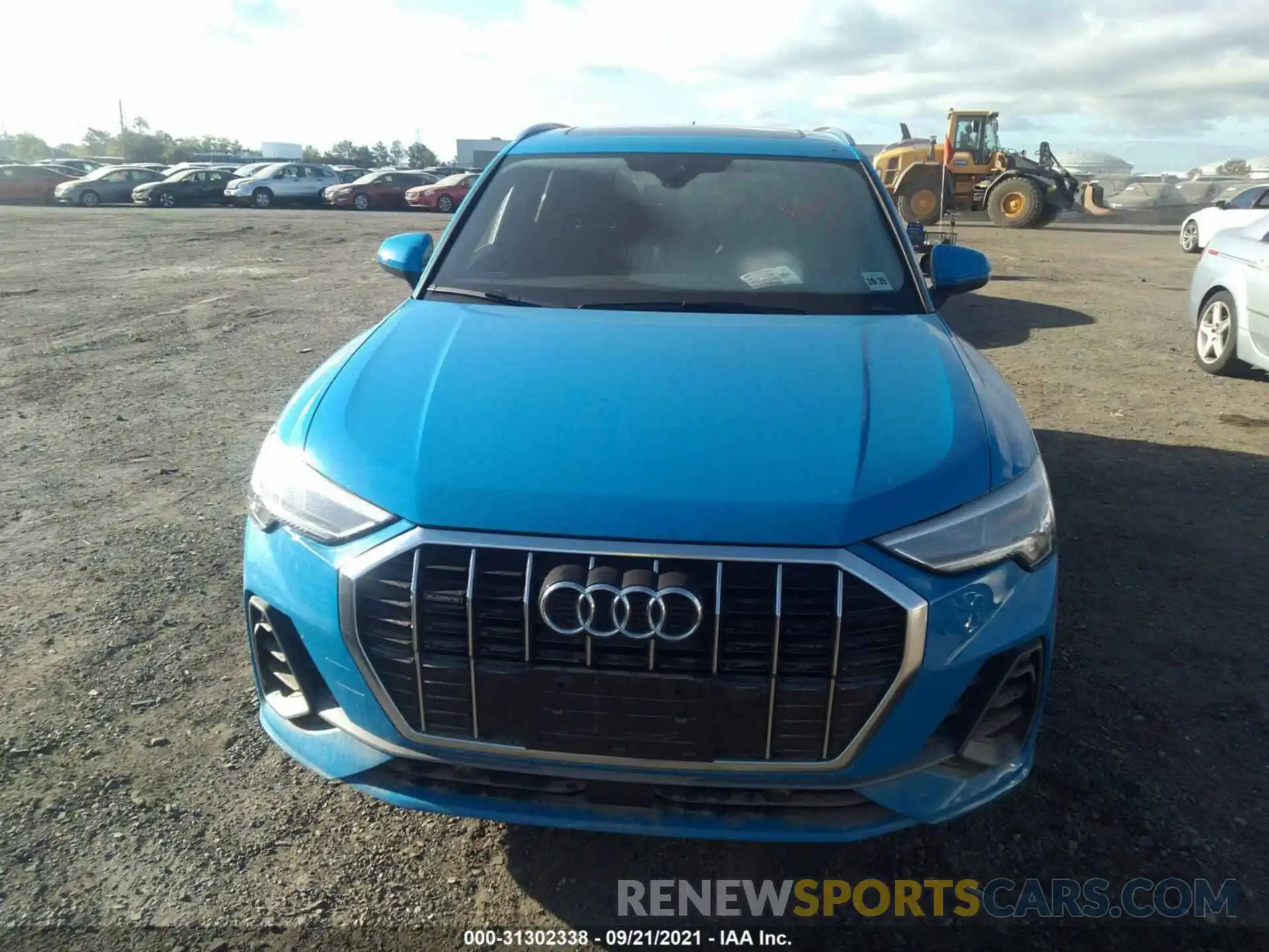 6 Photograph of a damaged car WA1EECF33L1011724 AUDI Q3 2020