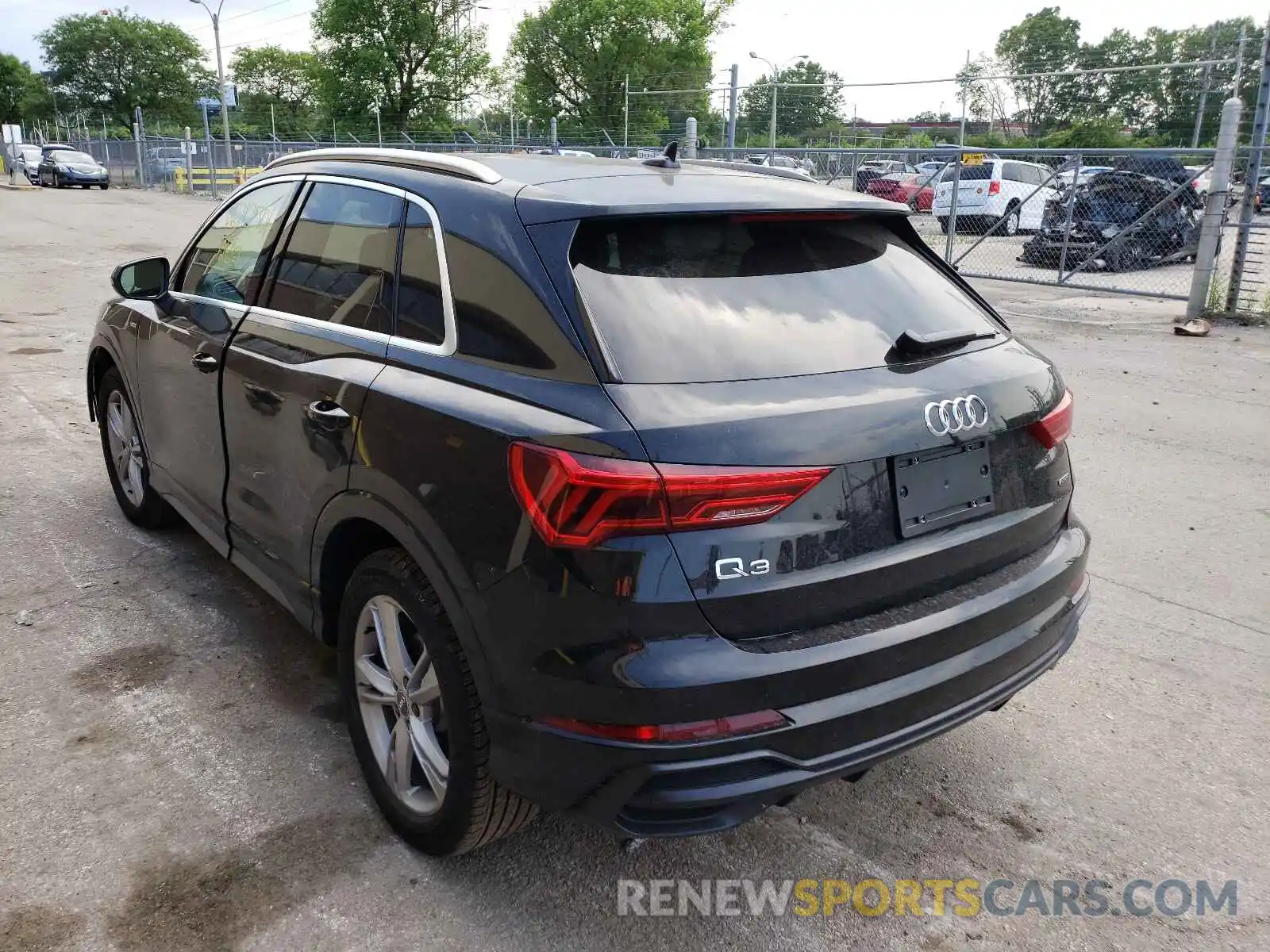 3 Photograph of a damaged car WA1EECF33L1111547 AUDI Q3 2020