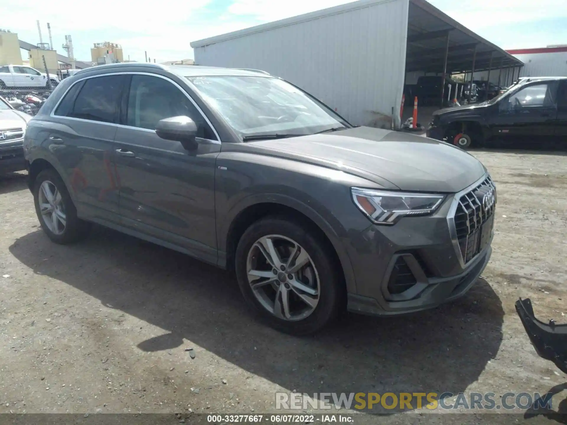 1 Фотография поврежденного автомобиля WA1EECF33L1114660 AUDI Q3 2020