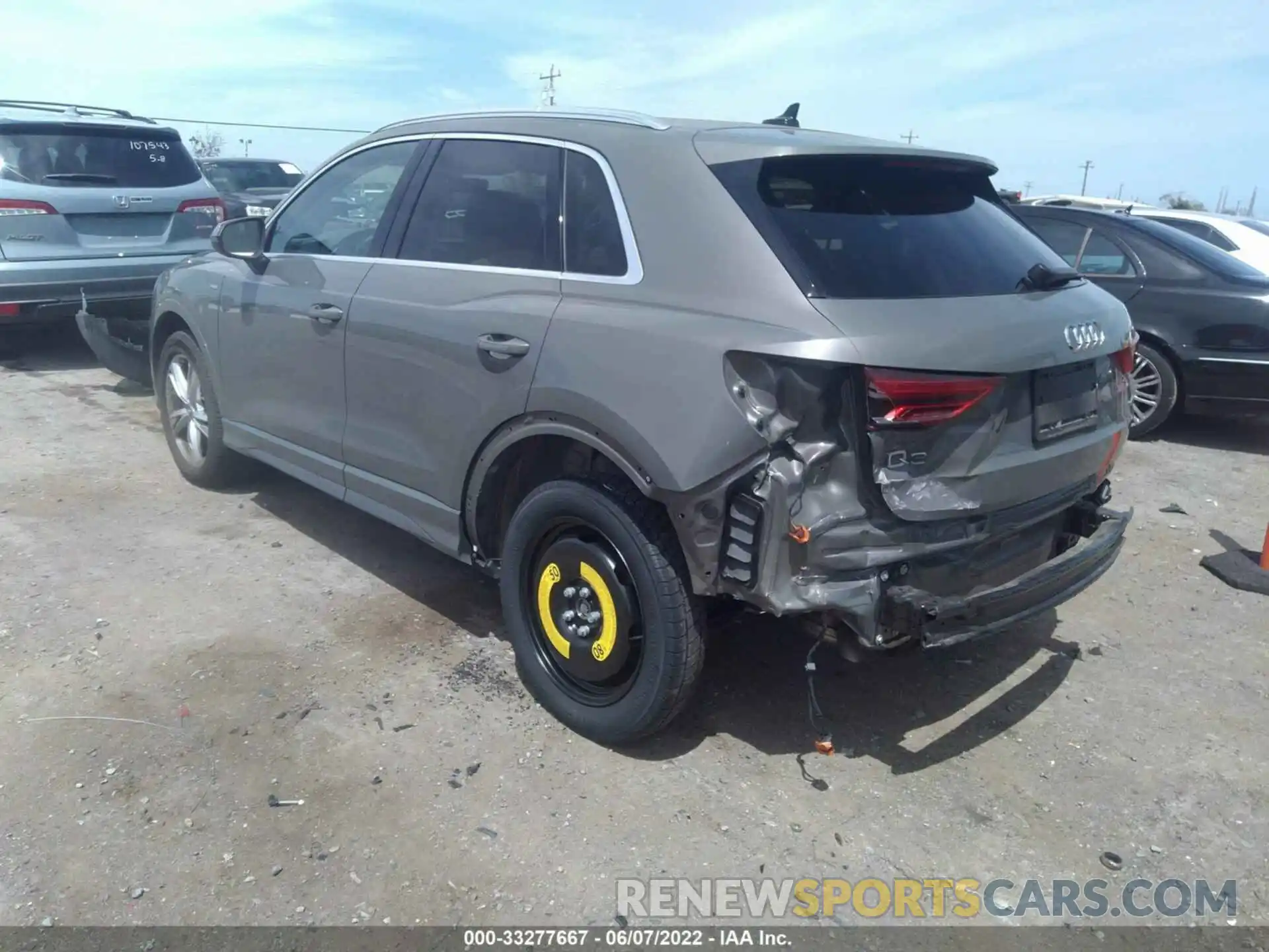 3 Photograph of a damaged car WA1EECF33L1114660 AUDI Q3 2020