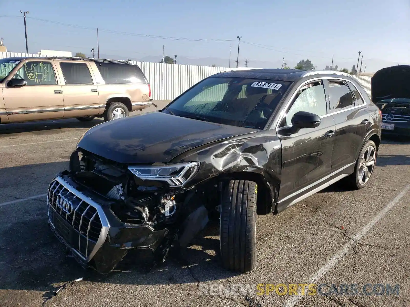 2 Photograph of a damaged car WA1EECF34L1019511 AUDI Q3 2020