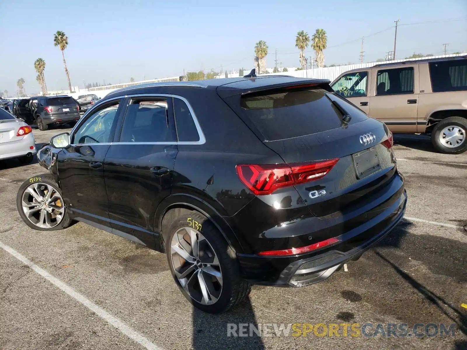 3 Photograph of a damaged car WA1EECF34L1019511 AUDI Q3 2020