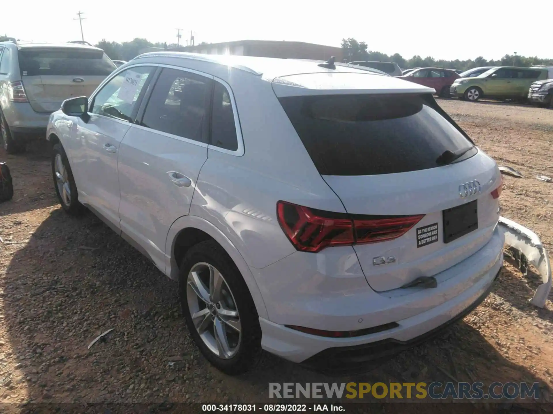 3 Фотография поврежденного автомобиля WA1EECF34L1045350 AUDI Q3 2020