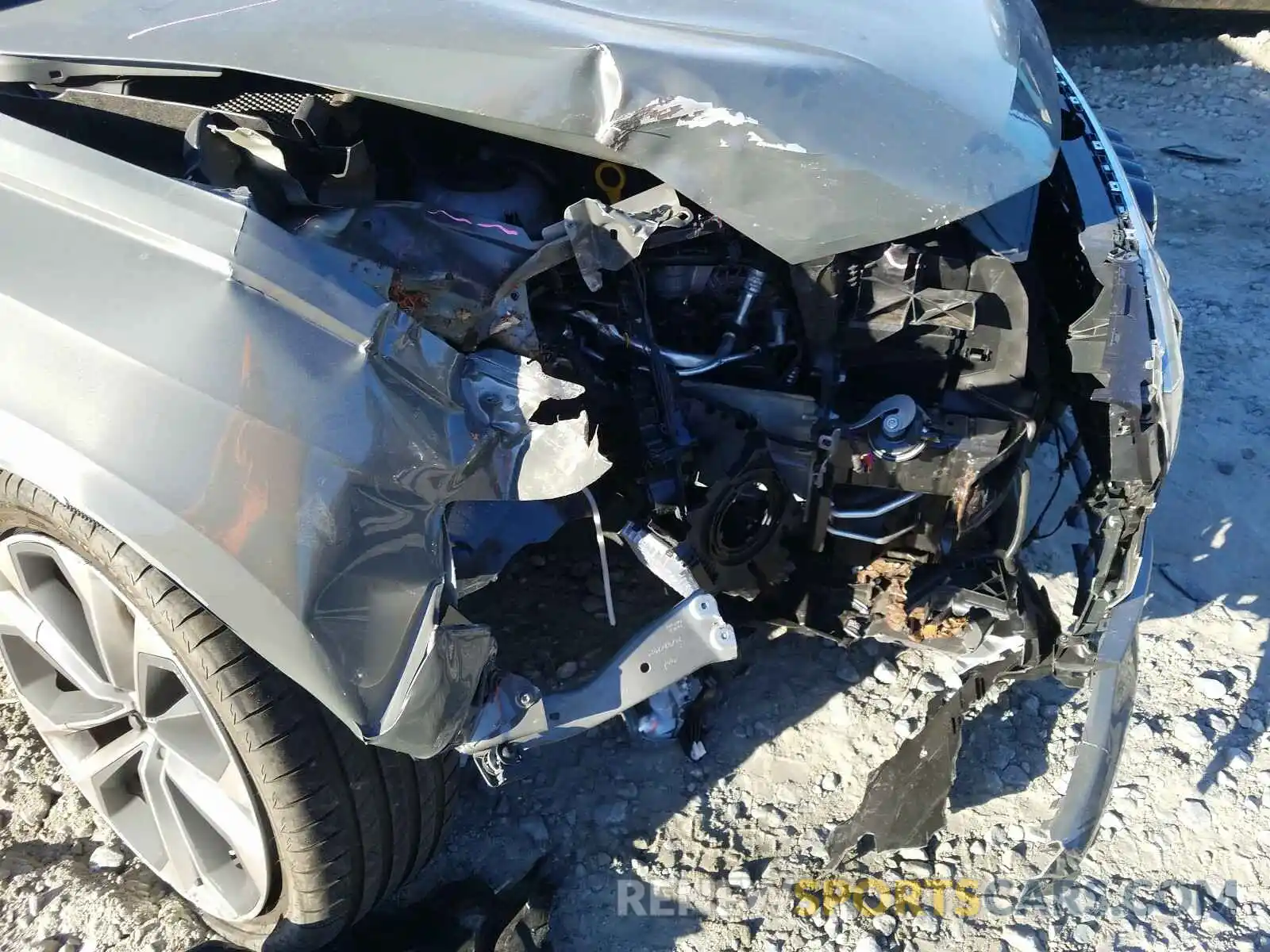 9 Photograph of a damaged car WA1EECF34L1106695 AUDI Q3 2020