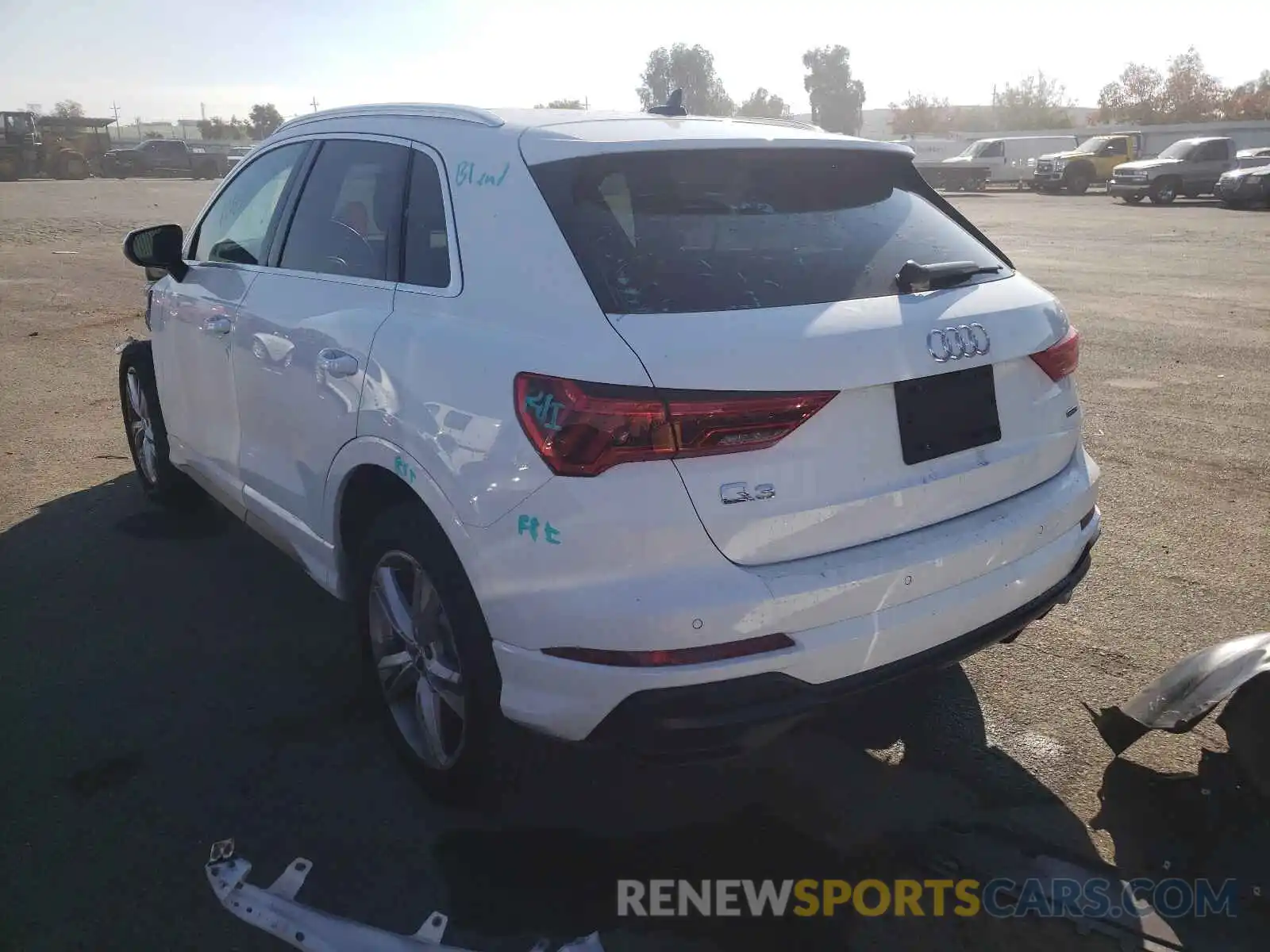 3 Photograph of a damaged car WA1EECF35L1031473 AUDI Q3 2020