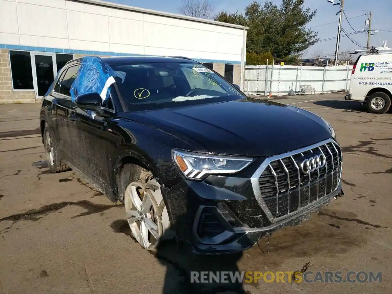 1 Photograph of a damaged car WA1EECF35L1120699 AUDI Q3 2020