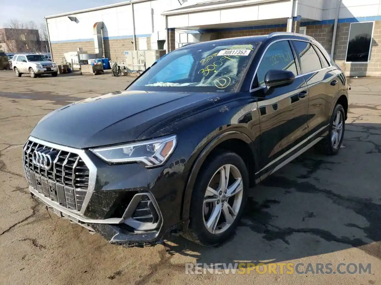 2 Фотография поврежденного автомобиля WA1EECF35L1120699 AUDI Q3 2020