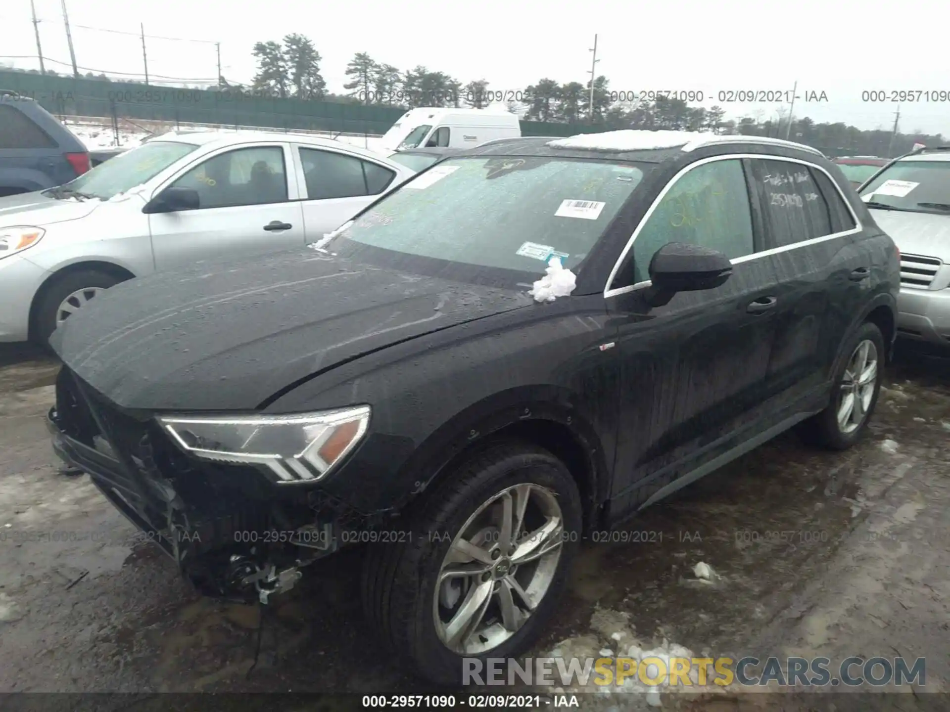 2 Photograph of a damaged car WA1EECF36L1000961 AUDI Q3 2020