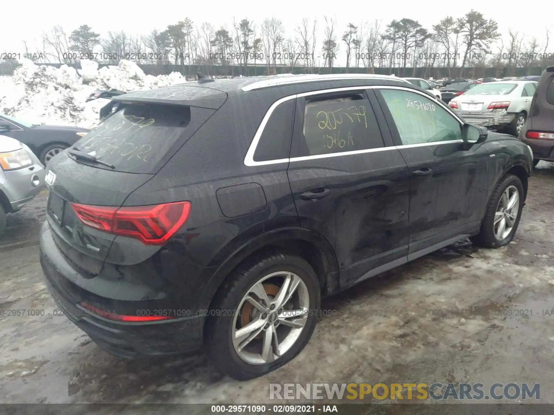 4 Фотография поврежденного автомобиля WA1EECF36L1000961 AUDI Q3 2020